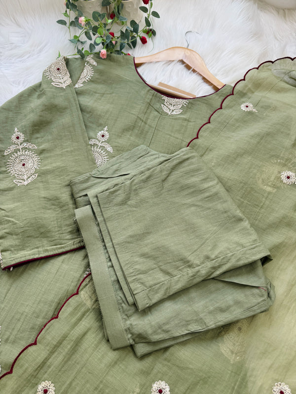 ✨ Premium Mul Chanderi Hand-Detailed Kurti Set ✨