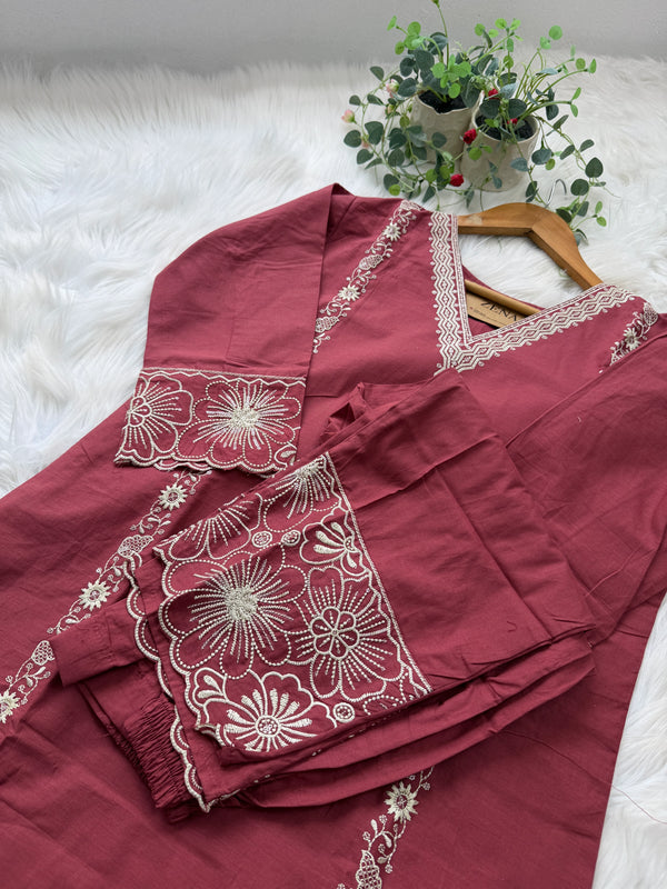 ✨ Pure Cotton Embroidered Kurti Set ✨