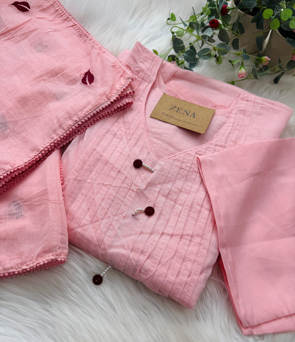 Mul Chanderi Appliqué Work Anarkali Set ✨