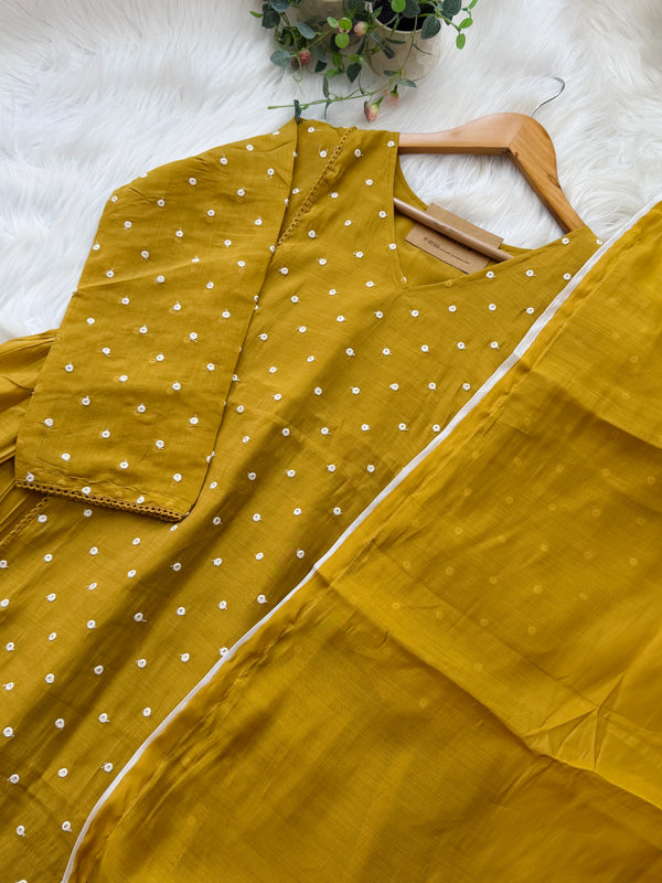 ✨ Mul Chanderi Thread Work A-Line Kurti Set ✨