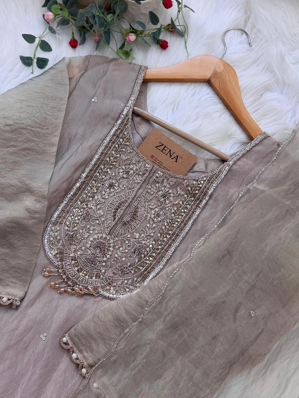 ✨ Premium Crushed Tissue Silk Handwork Suit – Top, Bottom & Dupatta ✨