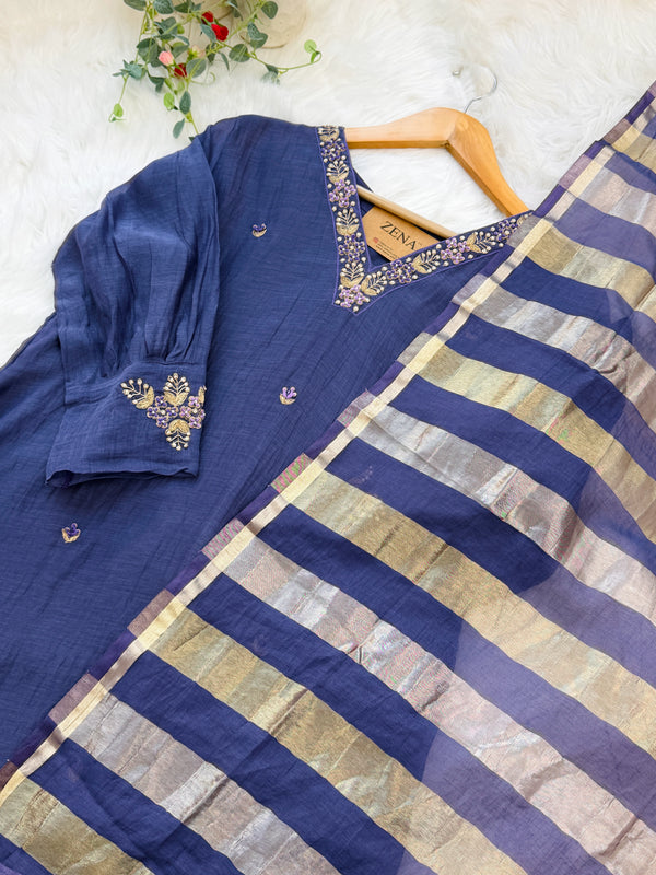 ✨ Mul Chanderi Hand Detailed V-Neck Kurti Set ✨