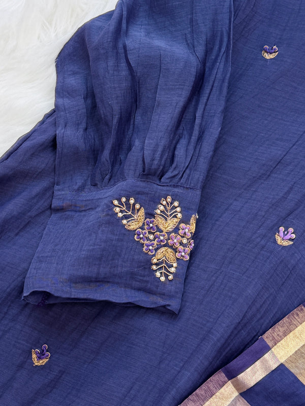 ✨ Mul Chanderi Hand Detailed V-Neck Kurti Set ✨