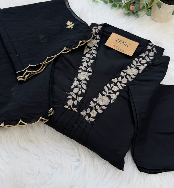 ✨ Diamond Mulchanderi Anarkali Set ✨