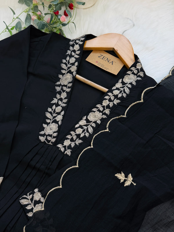 ✨ Diamond Mulchanderi Anarkali Set ✨