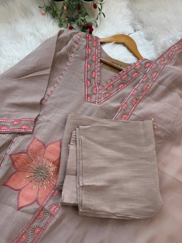 ✨ Imported Crush Silk Kurti Set with Appliqué Work ✨