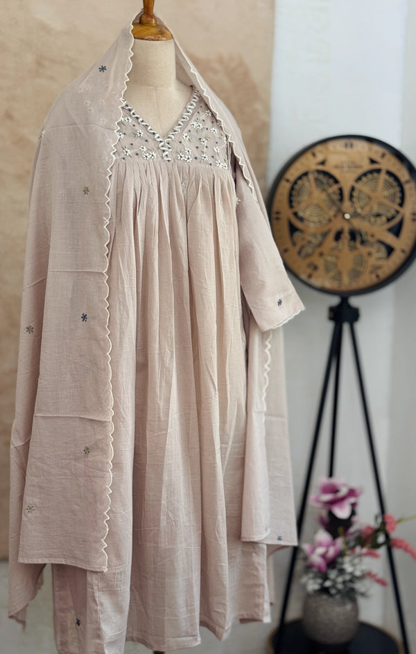✨ Pure Mul Cotton Hand-Detailed Embroidered Anarkali Set ✨