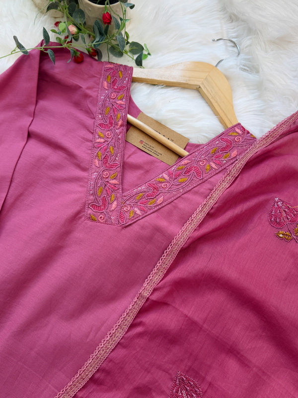 ✨ Pure Cotton Embroidered Kurti Set ✨