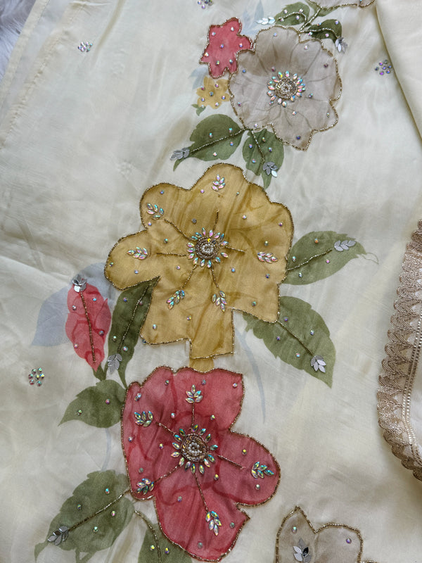 ✨ Premium Crepe Hand Detailed Unstitched Suit ✨