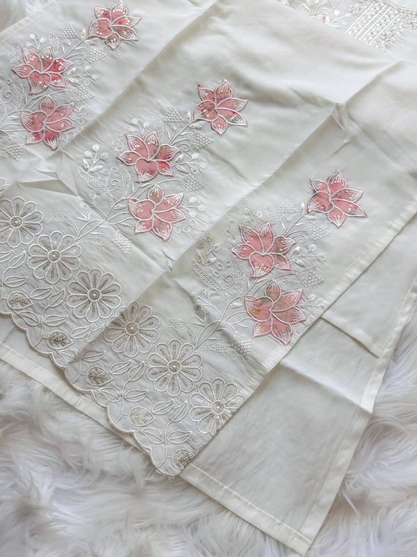 ✨ Glass Chanderi Embroidered Kurti Set ✨