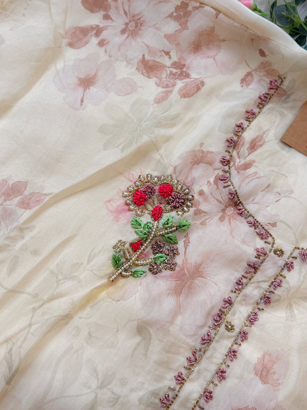 ✨ Pure Crepe Unstitched Suit with Chiffon Dupatta ✨