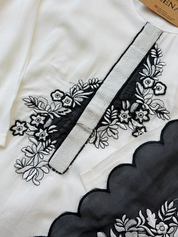 ✨ Glass Chanderi Embroidered Kurti Set ✨
