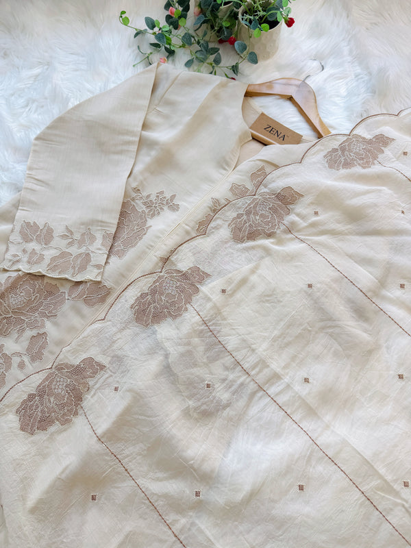 ✨ Mul Chanderi Embroidered Slitted Kurti Set ✨