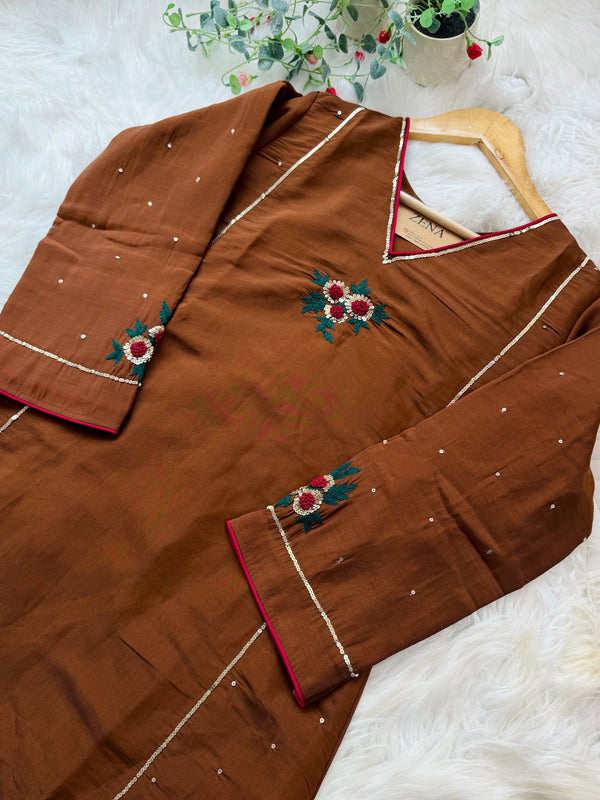 ✨ Premium Glass Chanderi Hand Detailed A-Line Kurti Set ✨
