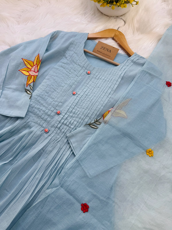 ✨ Mul Chanderi Embroidered Anarkali Set ✨