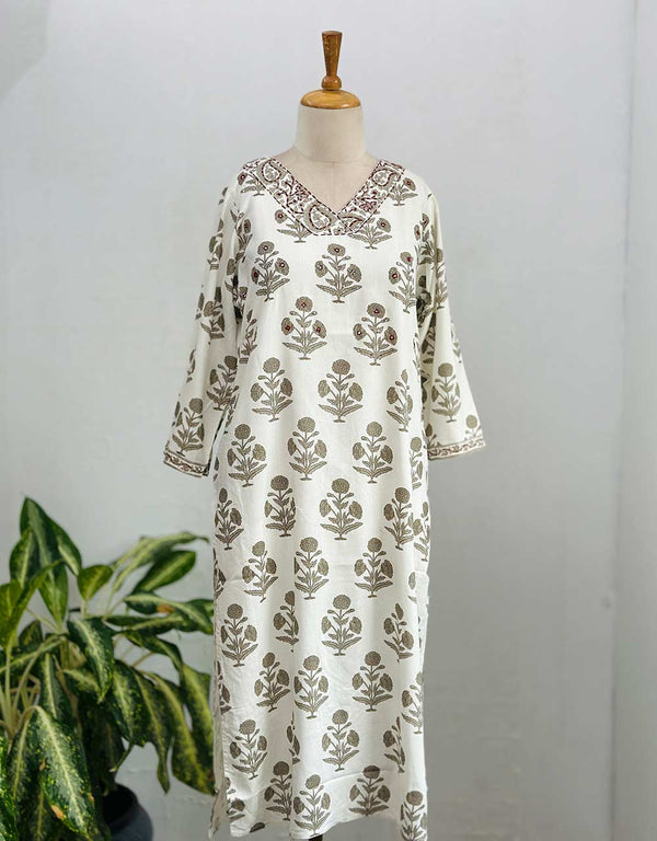 Ready-to-Wear Cotton Kurti - Effortless Comfort 🌟