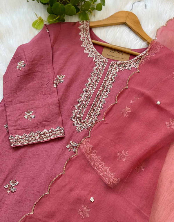 Ready-to-Wear Dola Silk Kurti Set with Organza Dupatta ๐