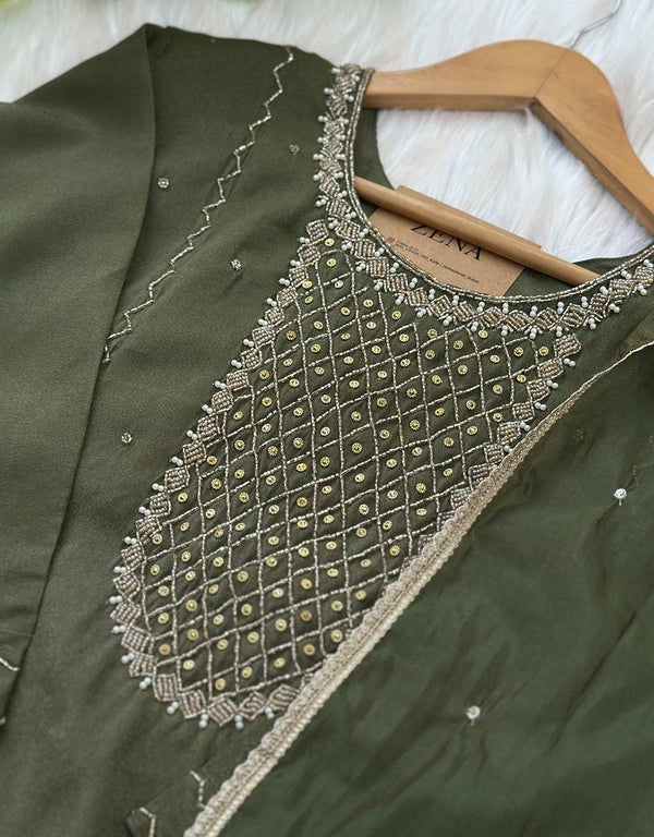 Georgette Ready-to-Wear Handwork Suit – Timeless Elegance & Craftsmanship ✨