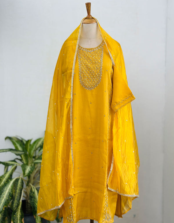 Georgette Ready-to-Wear Handwork Suit – Timeless Elegance & Craftsmanship ✨