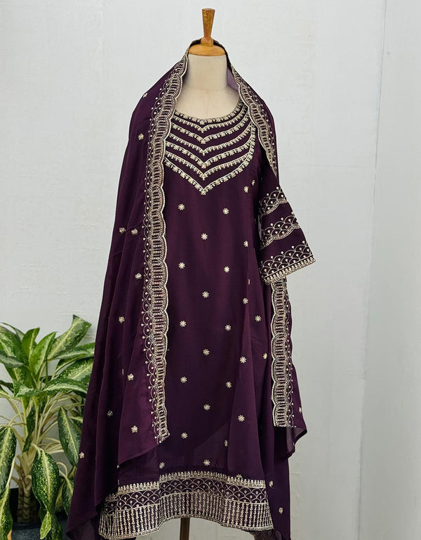 Ready-to-Wear Georgette Partywear Suit – Effortless Glamour 🌟