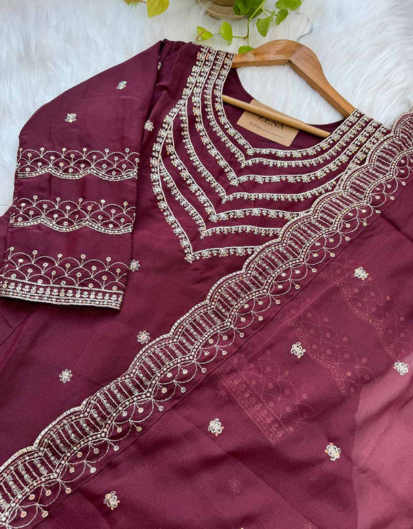 Ready-to-Wear Georgette Partywear Suit – Effortless Glamour 🌟