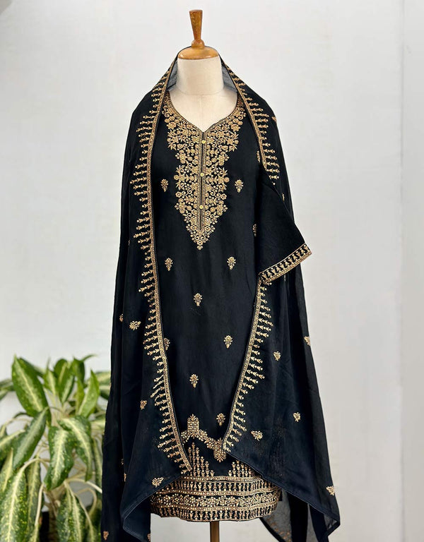 Shimmer Silk Ready-to-Wear Hand Work Kurti Set – Radiate Elegance ✨