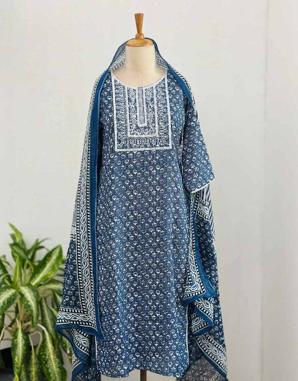 Timeless Comfort – READY TO WEAR PURE COTTON KURTI SET ✨Z936