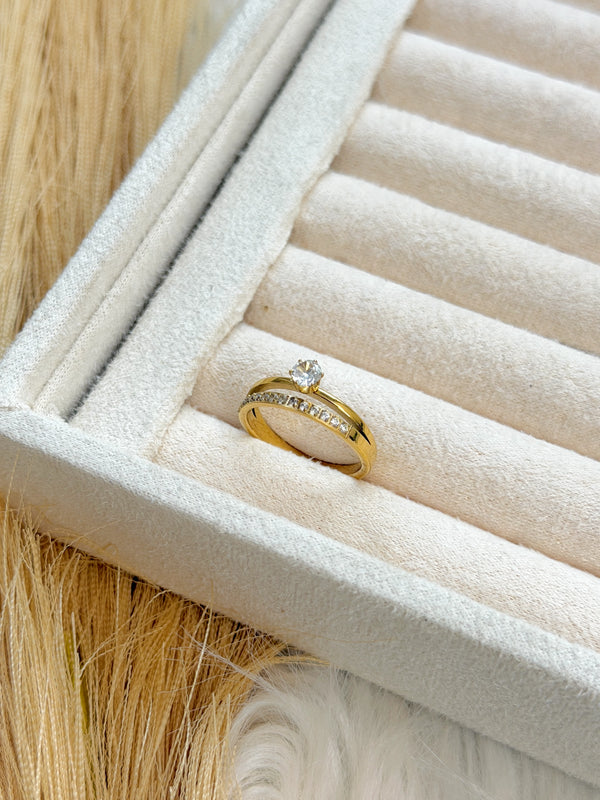 Anti-Tarnish Crystal Ring ✨