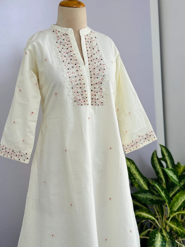 Premium Mul Cotton Handwork Kurti Set – French Knot Detailing