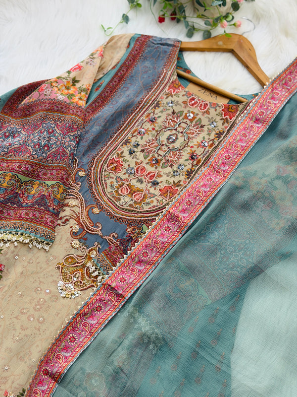 π Pure Crepe Pakistani Hand Detailed Suit π