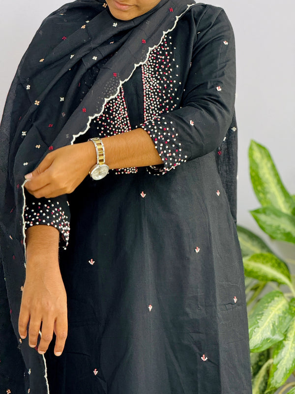 Premium Mul Cotton Handwork Kurti Set – French Knot Detailing