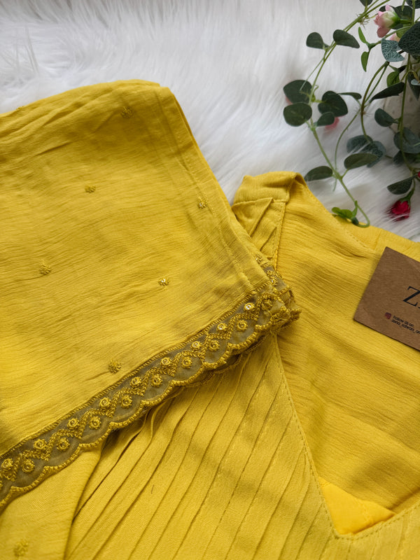 ✨ Ready-to-Wear Embroidered Anarkali Set ✨