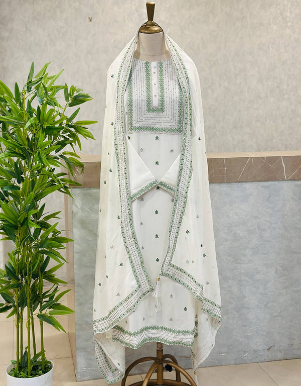 Ready-to-Wear Organza Suit π