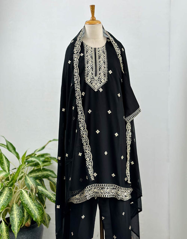 Ready-to-Wear Georgette Kurti Set 🌸