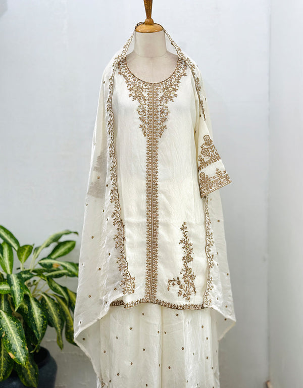 Ready-to-Wear Shimmer Silk Kurti Plazo Set ✨