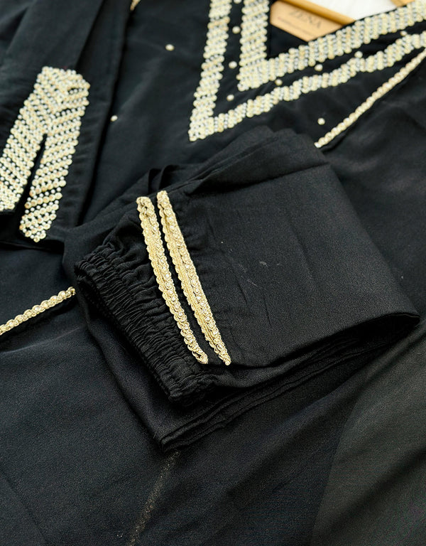 Ready-to-Wear Partywear Suit – Crepe Elegance with Handwork ✨