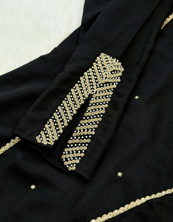 Ready-to-Wear Partywear Suit – Crepe Elegance with Handwork ✨