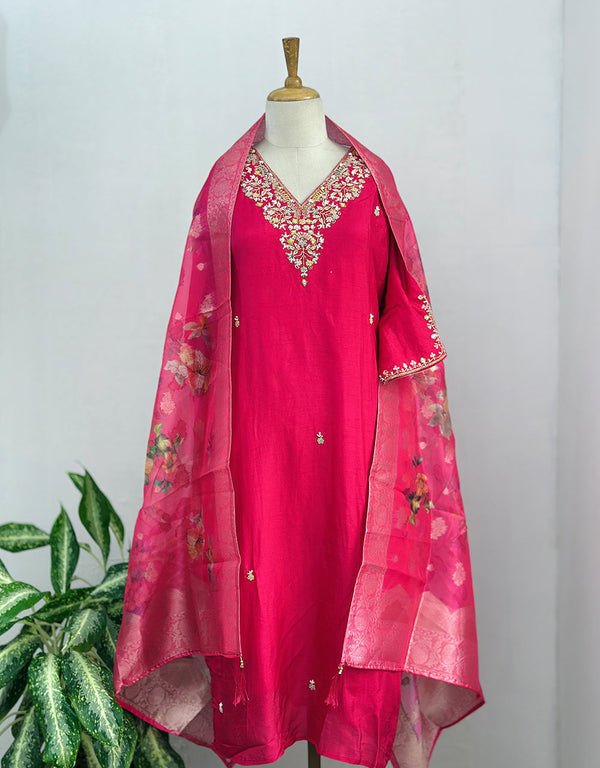 Pure Dola Silk Ready-to-Wear Kurti Set with Organza Dupatta & Banarasi Border - Luxurious Charm ✨