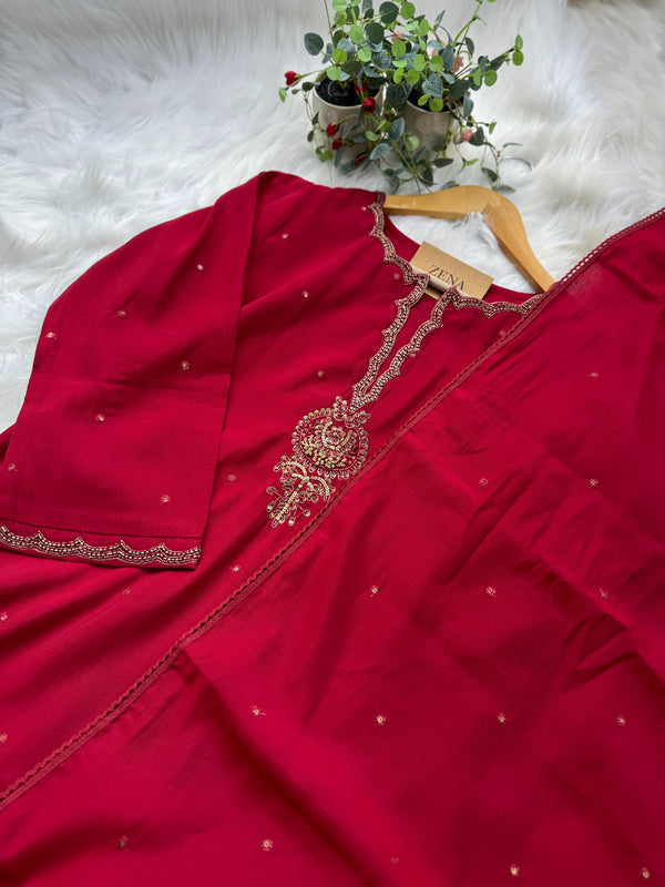 Mul Chanderi Hand Work Kurti Set – Elegant Ethnic Wear 🌸