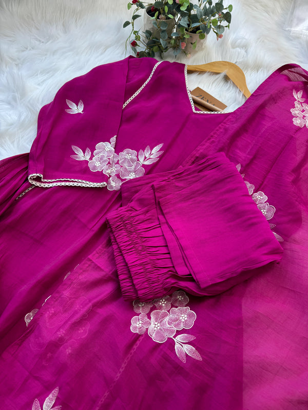 Mul Chanderi Embroidered Anarkali Kurti Set – Timeless Elegance, Effortless Style