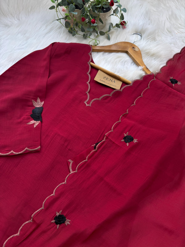 ✨ Glass Chanderi Embroidered Kurti Set ✨