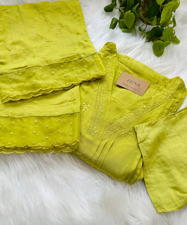 Mul Cotton V-Neck A-Line Kurti Set with Slits – Elegant Comfort Wear