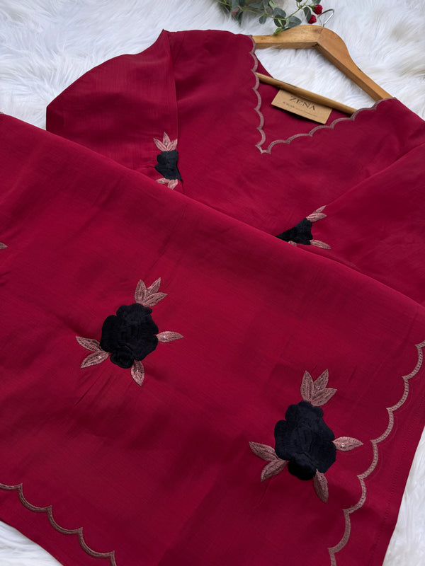 ✨ Glass Chanderi Embroidered Kurti Set ✨