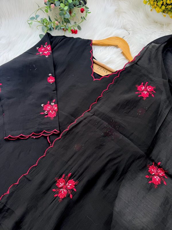 Mul Chanderi Hand Detailed Anarkali Set