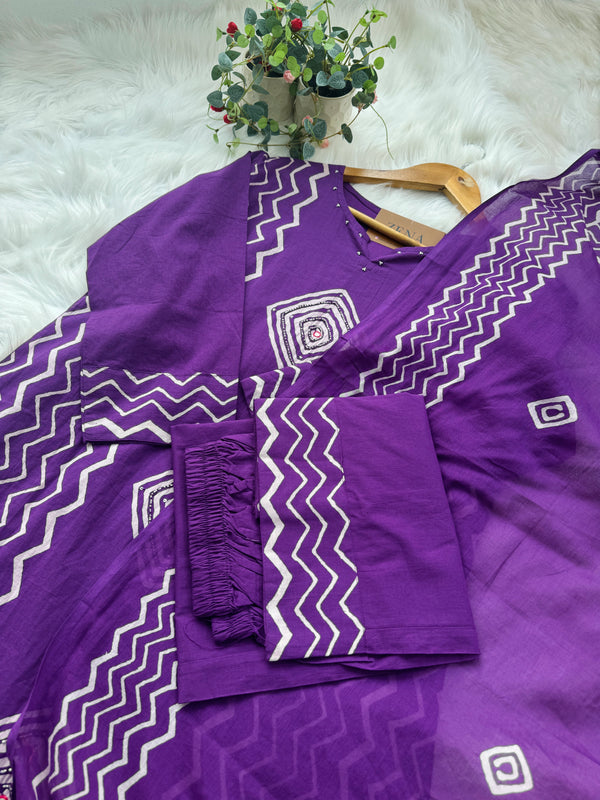 Pure Cotton Hand Detailed Kurti Set – Elegant & Comfortable Daily Ethnic Wear