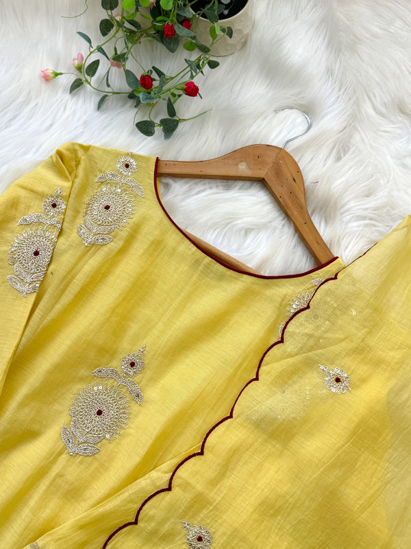 ✨ Premium Mul Chanderi Hand-Detailed Kurti Set ✨