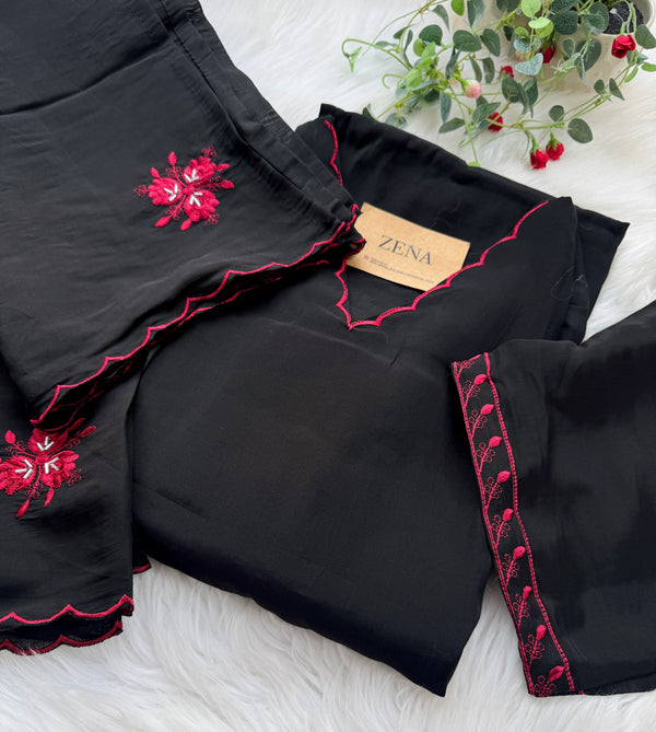 Mul Chanderi Hand Detailed Anarkali Set