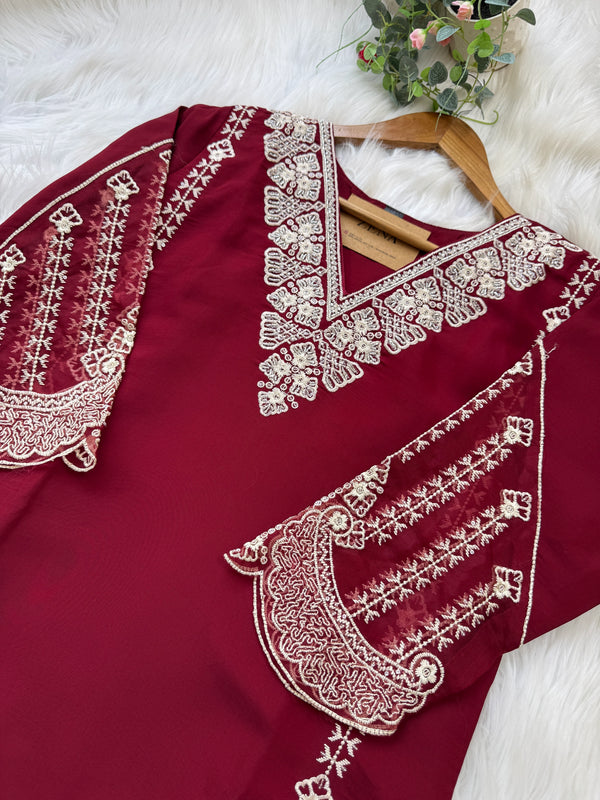✨ Glass Chanderi Pakistani Embroidered Kurti Set ✨