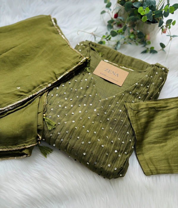 Premium Mul Chanderi Hand Detailed Anarkali Set