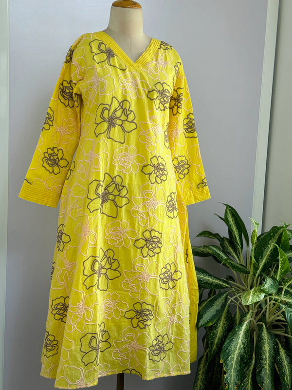 Pure Mul Cotton Embroidered Kurti Set